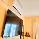 Dormitorio principal SmartTV 50" y aire acondicionado